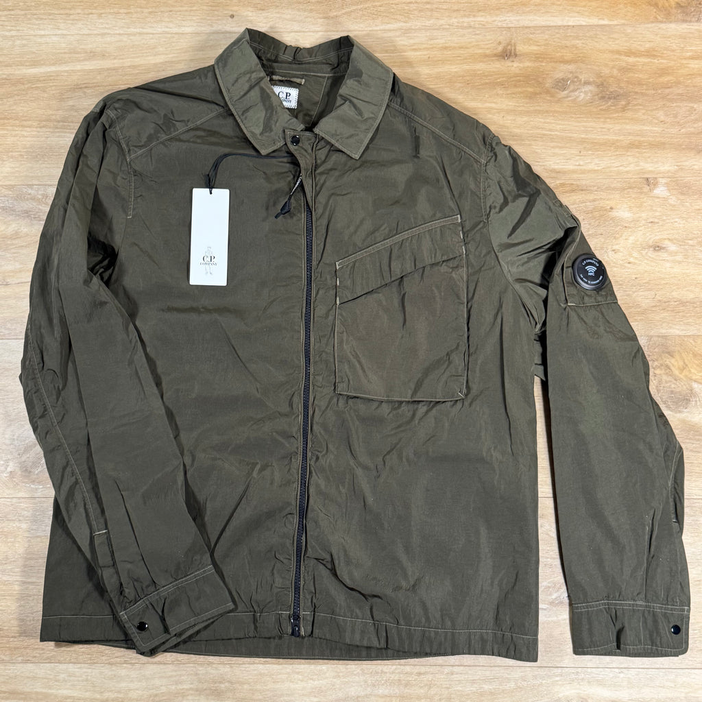 C.P. Company Chrome-R Chest Pocket Lens Overshirt in Ivy Green