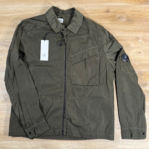 C.P. Company Chrome-R Chest Pocket Lens Overshirt in Ivy Green