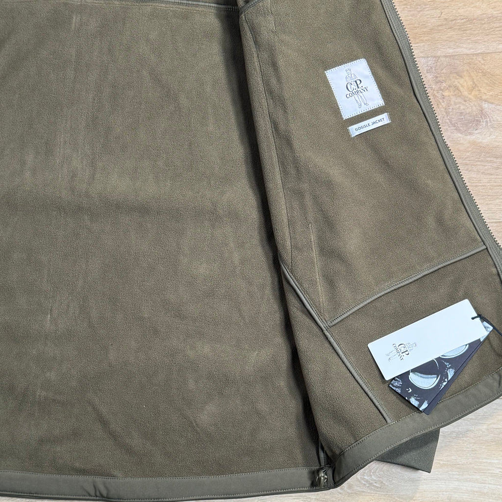 C.P. Company Shell-R Goggle Jacket in Ivy Green