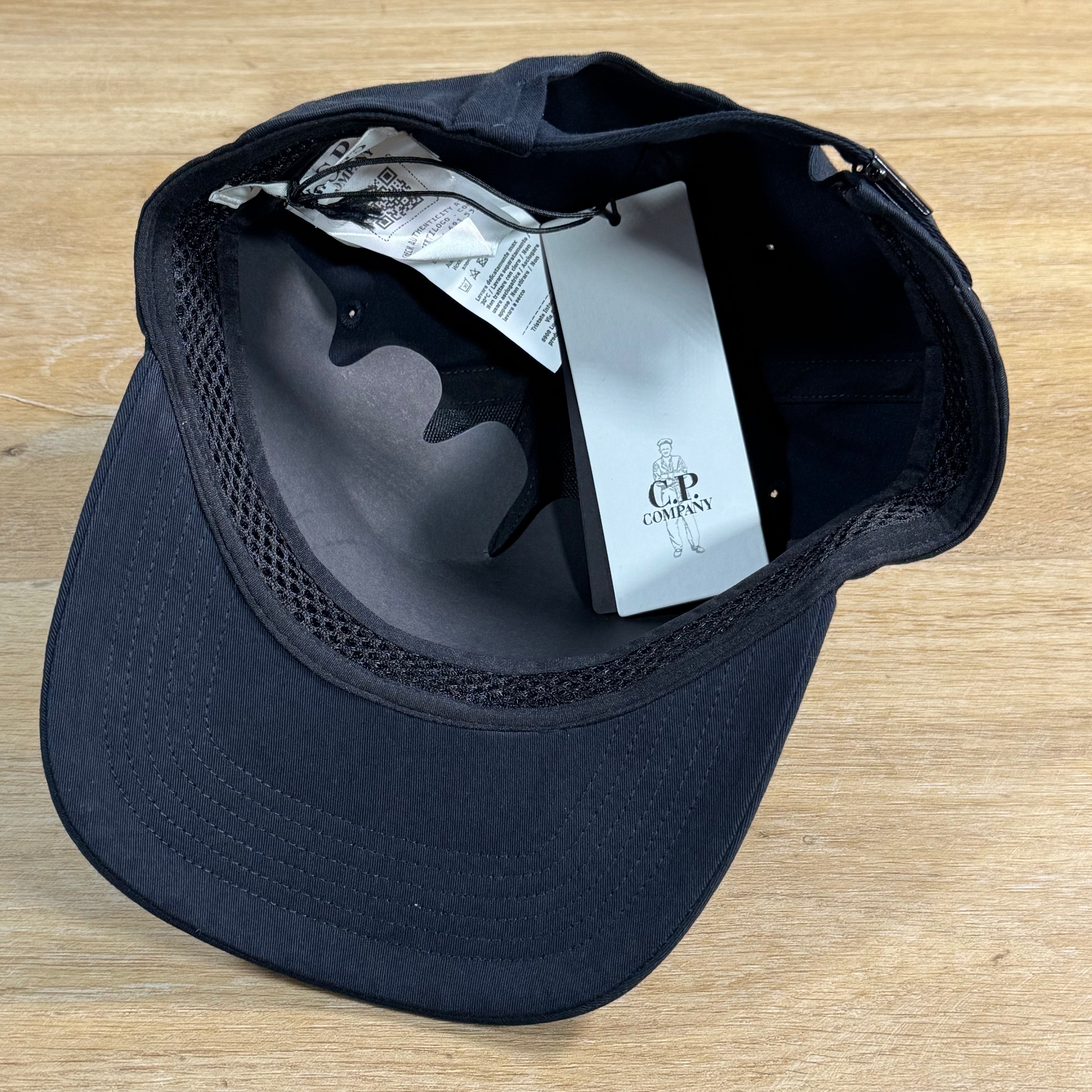 C.P. Company Gabardine Logo Cap in Navy