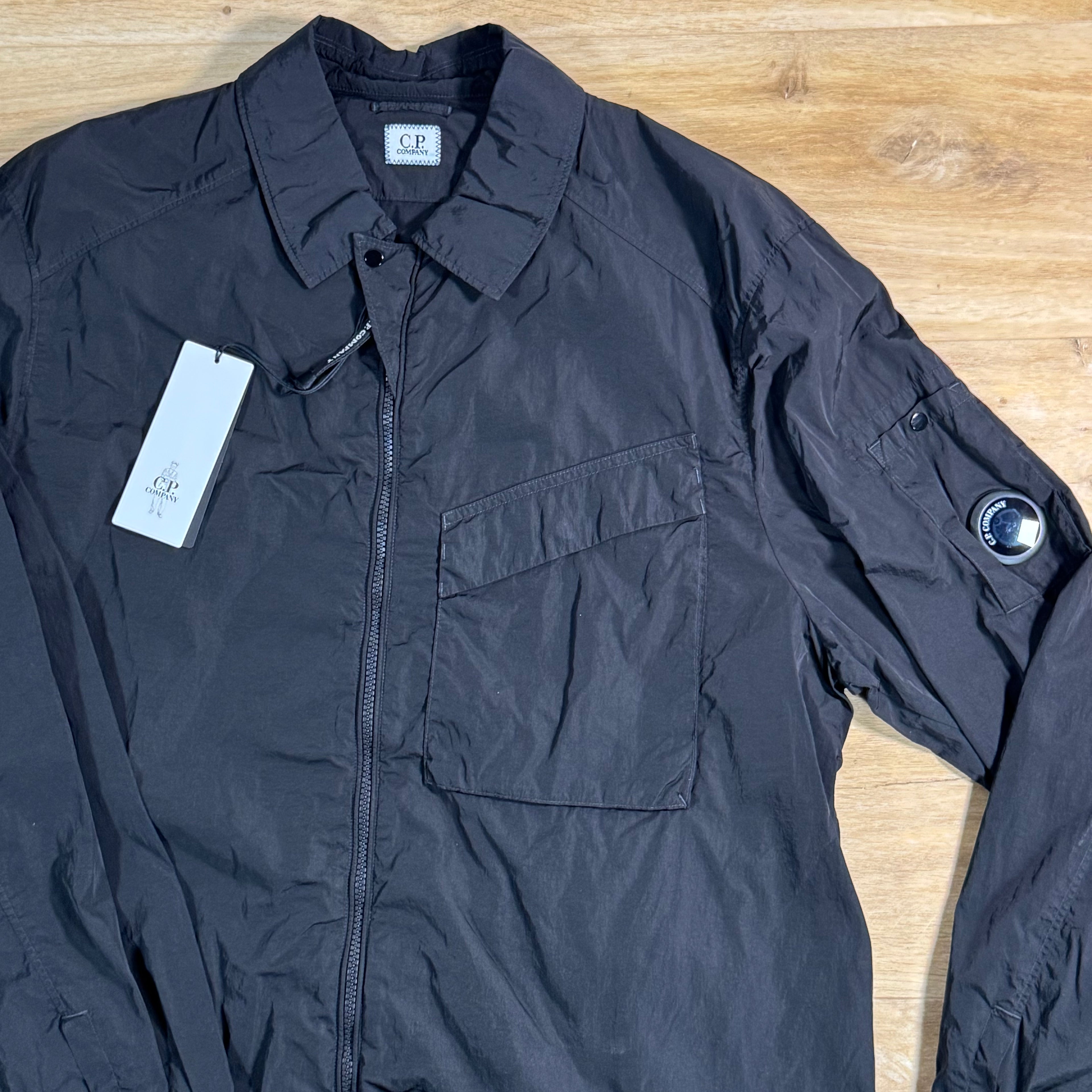 C.P. Company Chrome-R Chest Pocket Lens Overshirt in Black