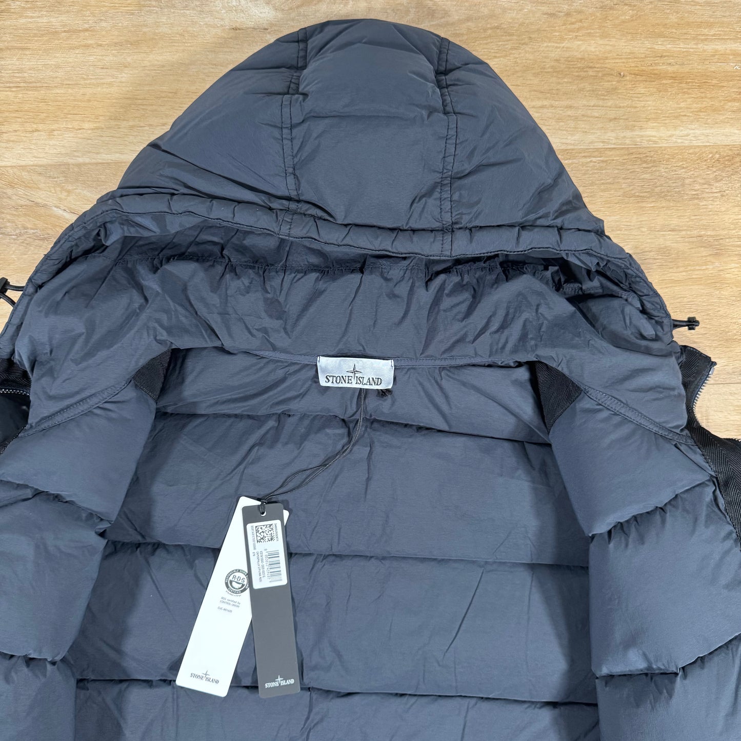 Stone Island Seamless Tunnel Nylon Down-TC Jacket in Navy