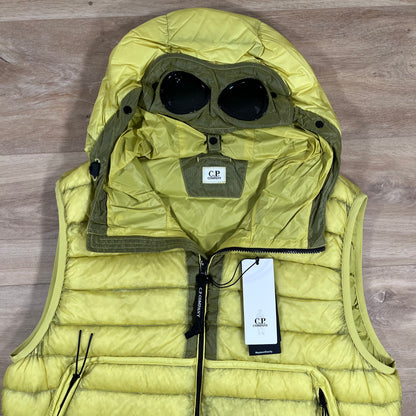 C.P. Company D.D. Shell Goggle Down Gilet in Green Sheen - Yellow