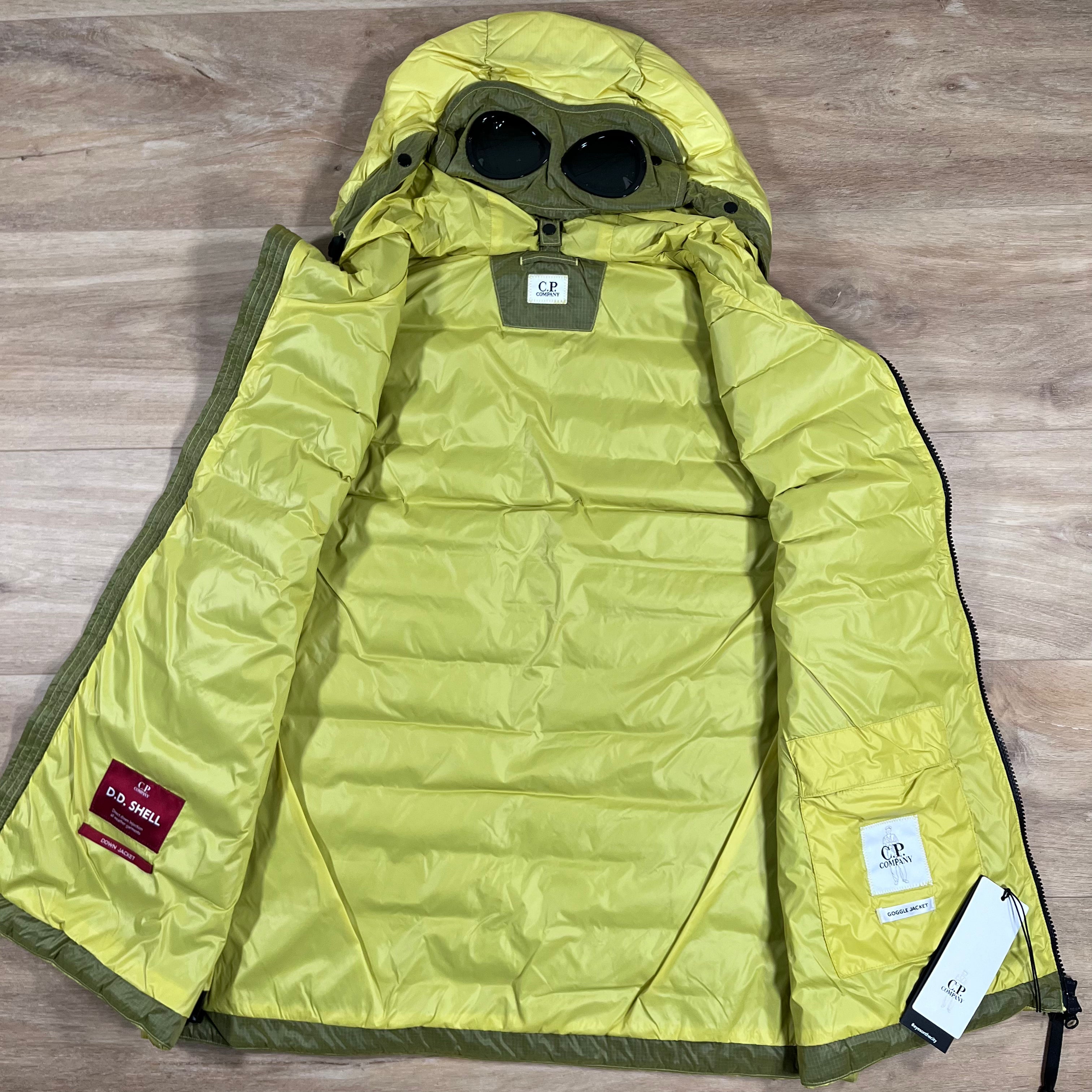 C.P. Company D.D. Shell Goggle Down Gilet in Green Sheen - Yellow