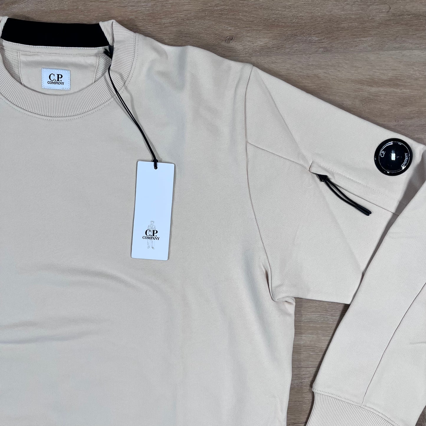 C.P. Company Diagonal Raised Fleece Crewneck Lens Sweatshirt in Pistachio Shell