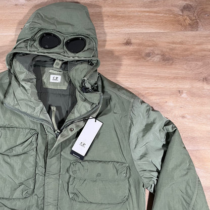 C.P. Company Chrome-R Padded Goggle Jacket in Seagrass - Green