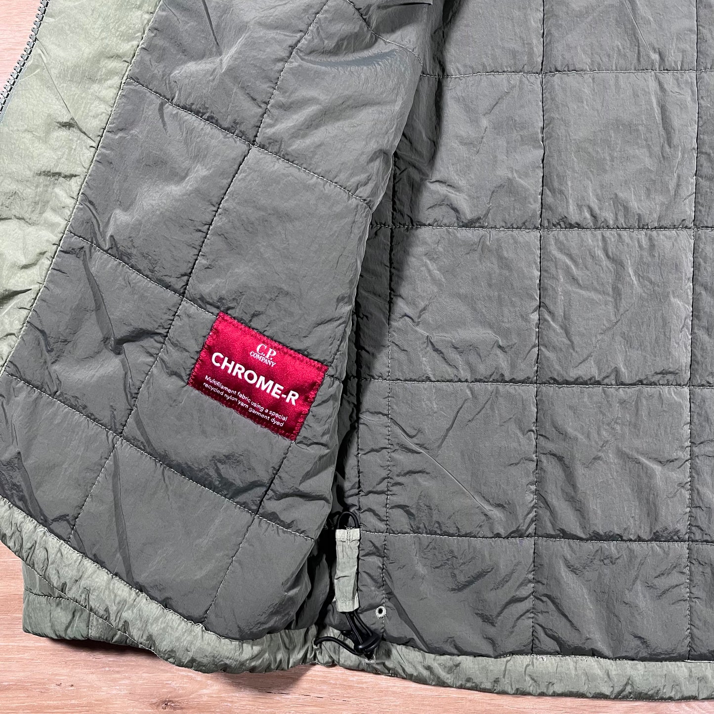 C.P. Company Chrome-R Padded Goggle Jacket in Seagrass - Green