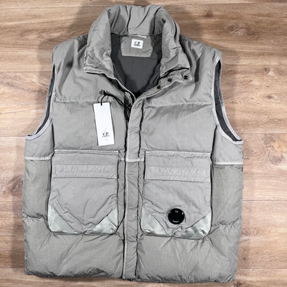 C.P. Company Eco-Chrome R Mixed Down Lens Gilet in London Fog - Grey