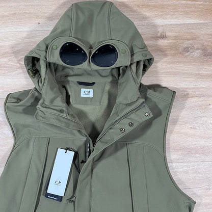 C.P. Company Shell-R Goggle Gilet in Elmwood Green