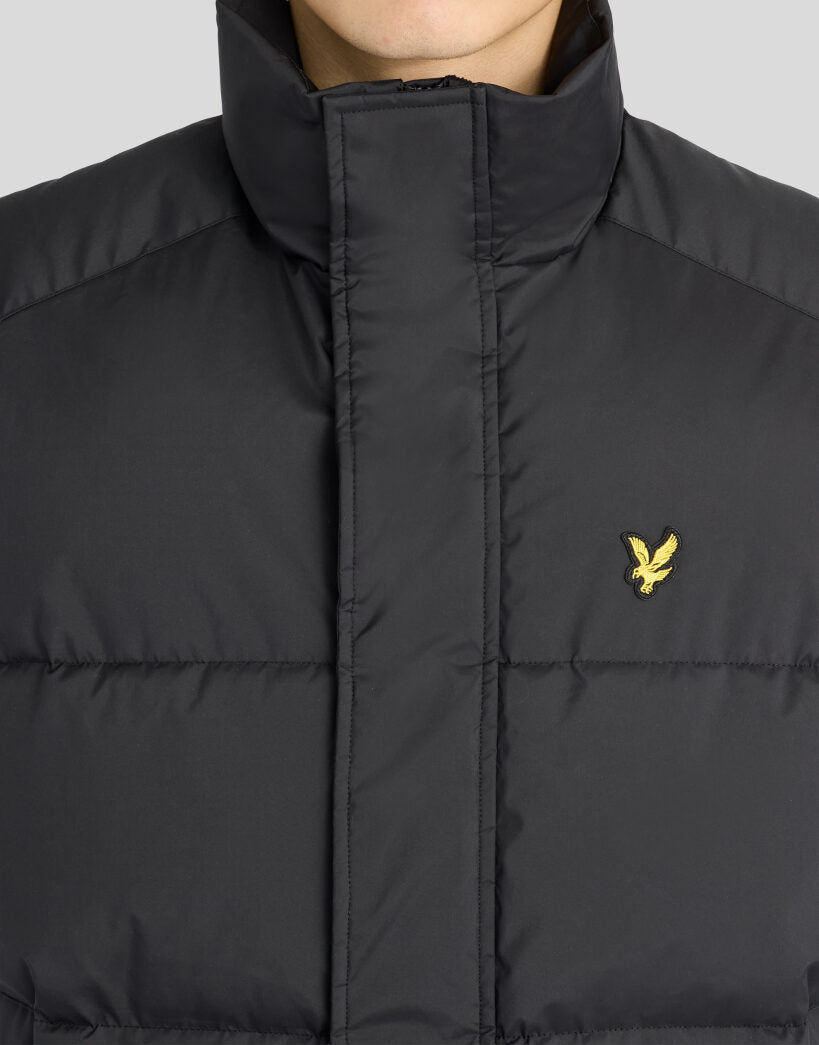 Lyle & Scott Funnel Neck Puffer Gilet in Jet Black
