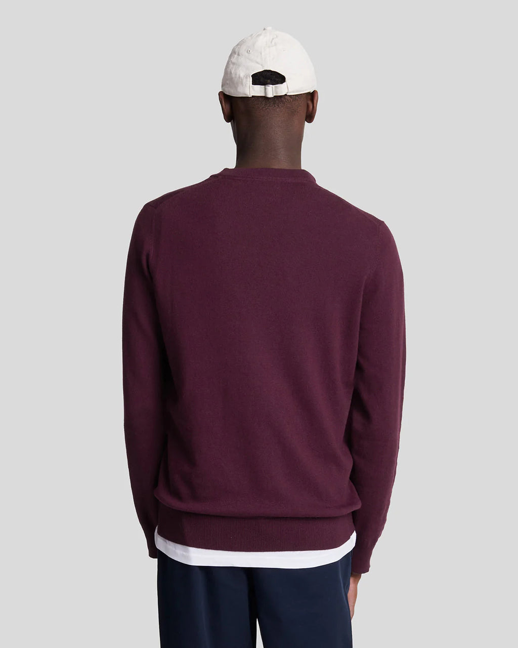 Lyle & Scott Cotton Merino Crewneck Jumper in Burgundy