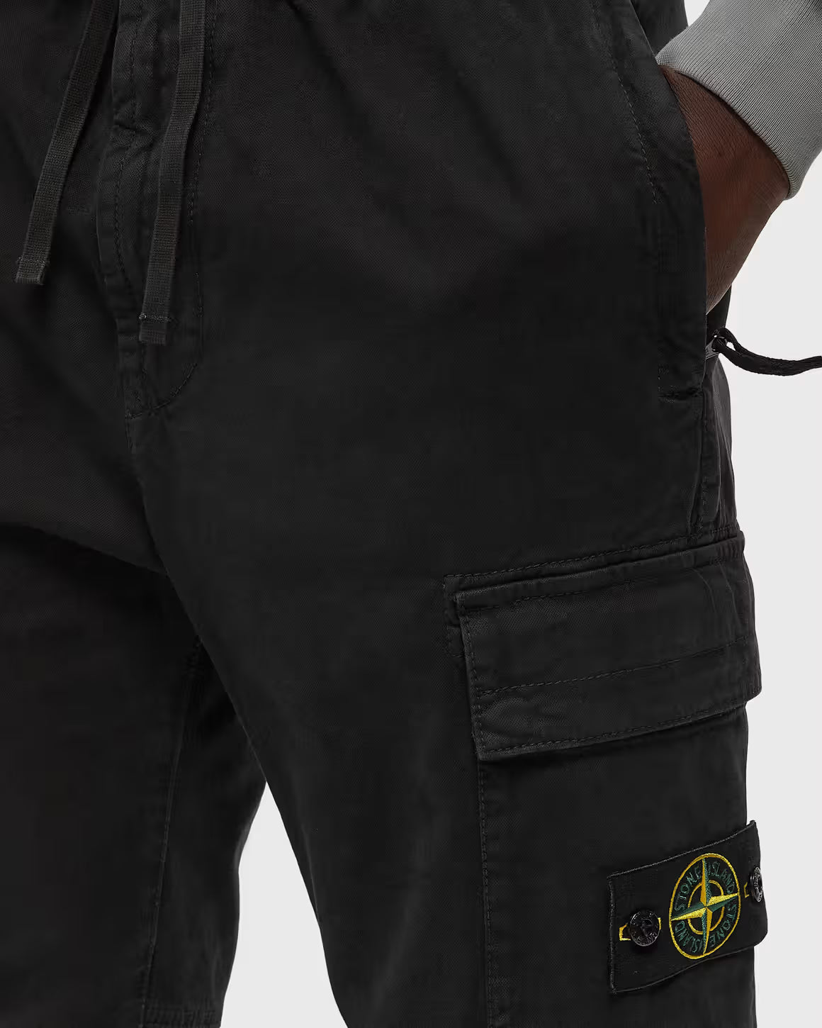 Stone Island Stretch Broken Twill Old Effect Cargo Pants in Black