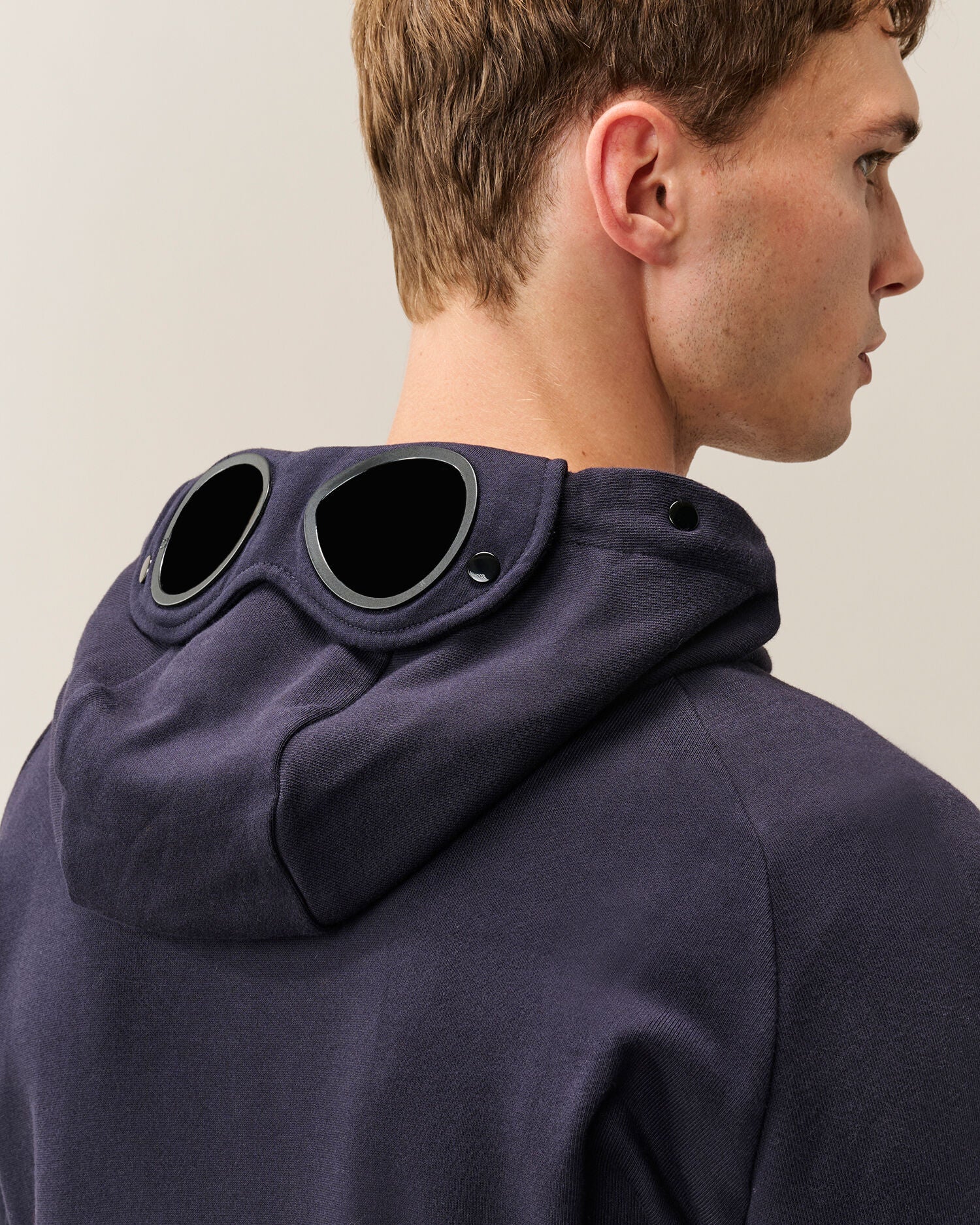 C.P. Company Diagonal Raised Fleece Goggle Hoodie in Navy – Label