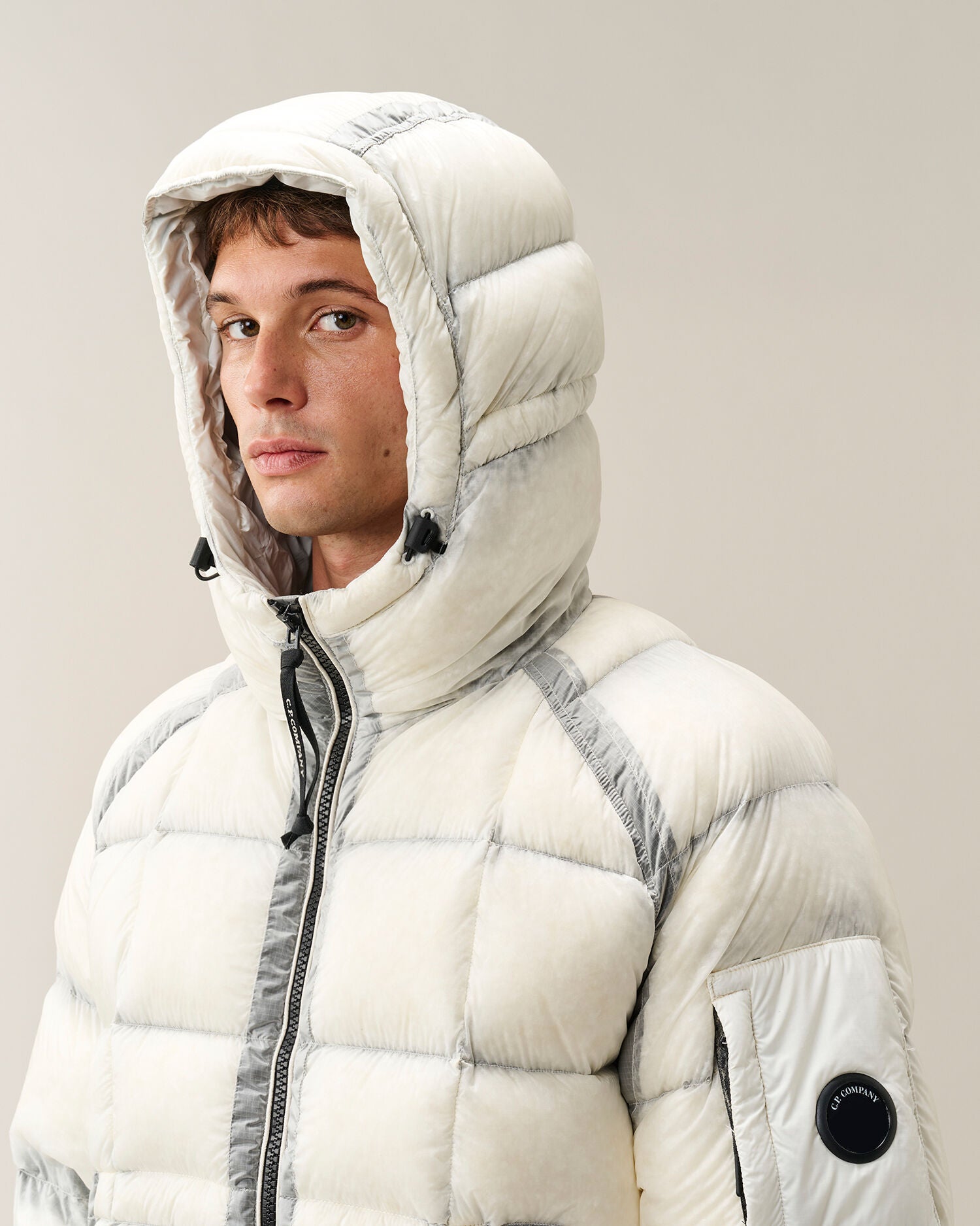 C.P. Company D.D. Shell Lens Puffer Jacket in Gauze White