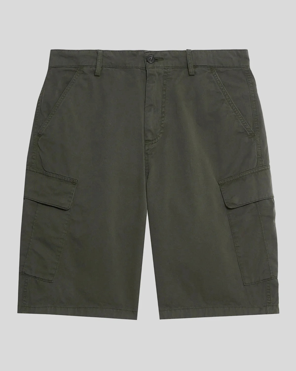 Lyle & Scott Cotton Cargo Shorts in Olive