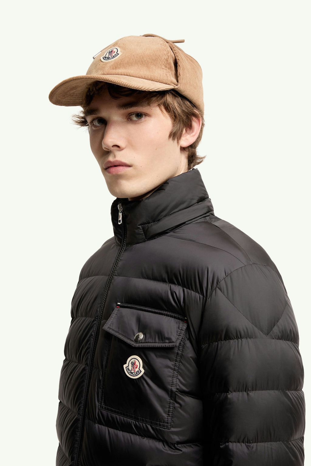 Moncler Verith Hooded Short Down Jacket in Black