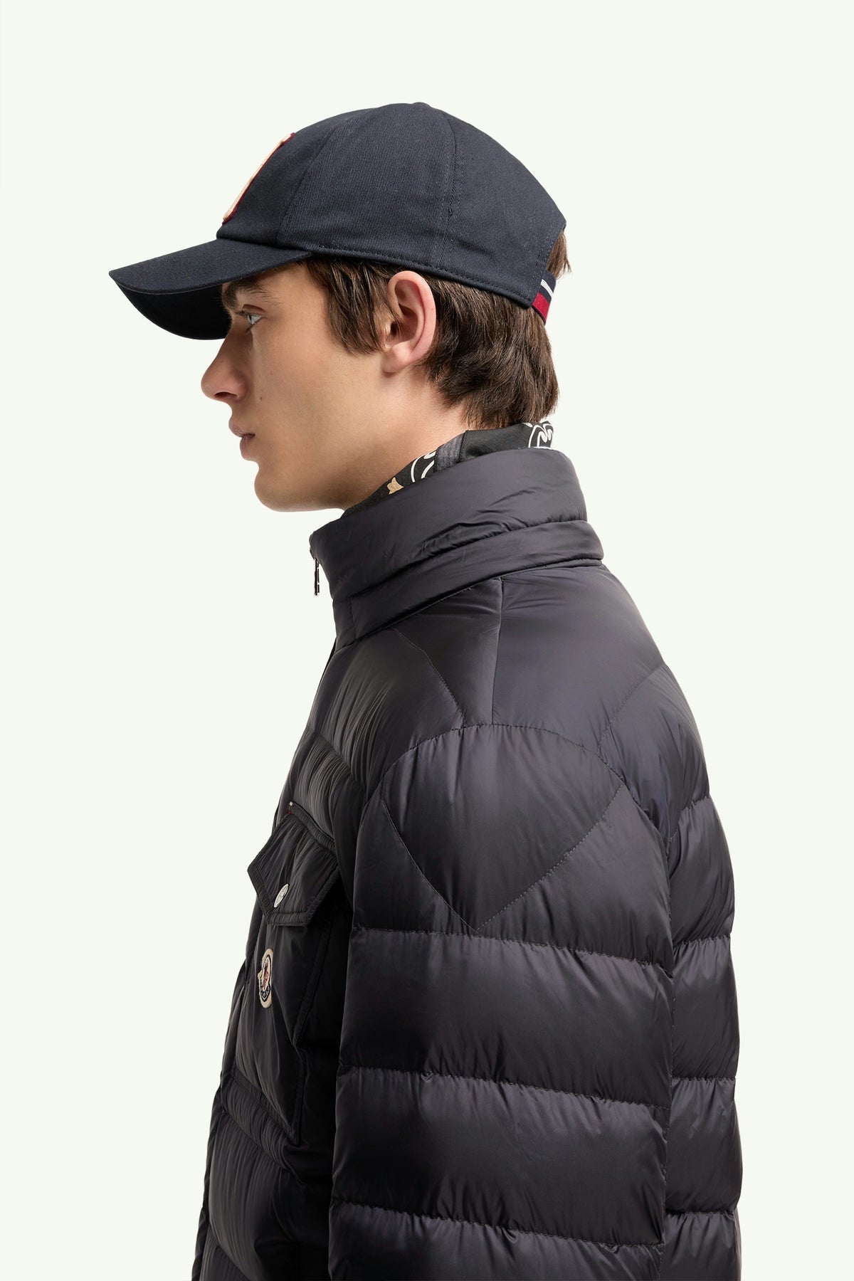 Moncler Verith Hooded Short Down Jacket in Dark Blue