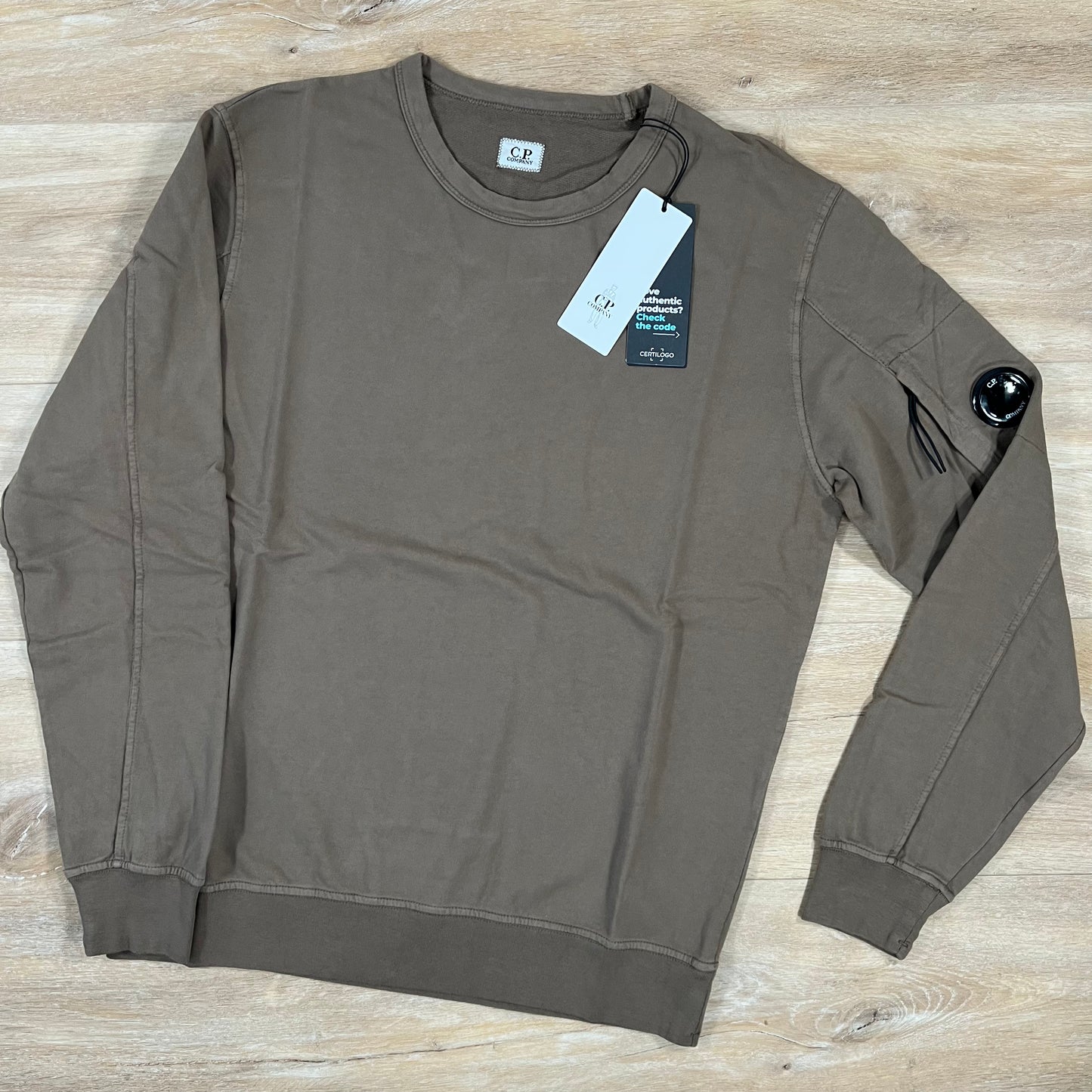 C.P. Company Light Fleece Lens Sweatshirt in Lead Grey