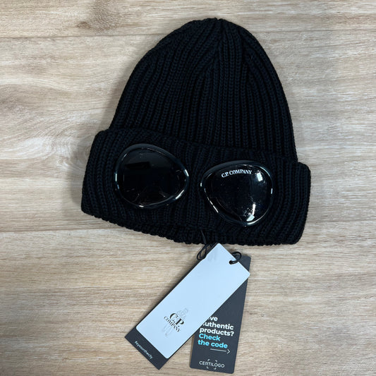 C.P. Company Goggle Beanie in Black